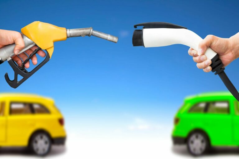NFOŚiGW: zrealizowano 290 wniosków o dopłatę zakupu auta elektrycznego dla osób fizycznych