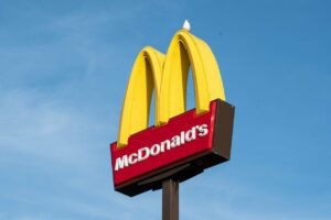 McDonald’s zamyka 850 restauracji w Rosji