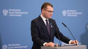 Szefernaker: pomoc, którą będziemy udzielać uchodźcom z Ukrainy, ma charakter długodystansowy
