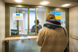 ZPPHiU: ukraińscy uchodźcy mogą wypełnić lukę na rynku pracy w sektorze handlu i usług
