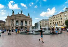 Kraków. Trwa zbiórka na ochronę dobór kultury Lwowa