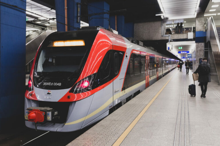 Łódzka Kolej Aglomeracyjna kupi dwa pociągi o napędzie hybrydowym