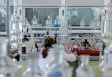 Naukowcy proponują limity produkcji plastiku
