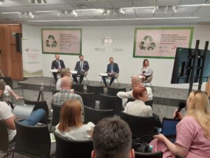 Rosną koszty recyklingu tworzyw sztucznych. Radykalny wzrost stawek dla wprowadzających opakowania jest konieczny