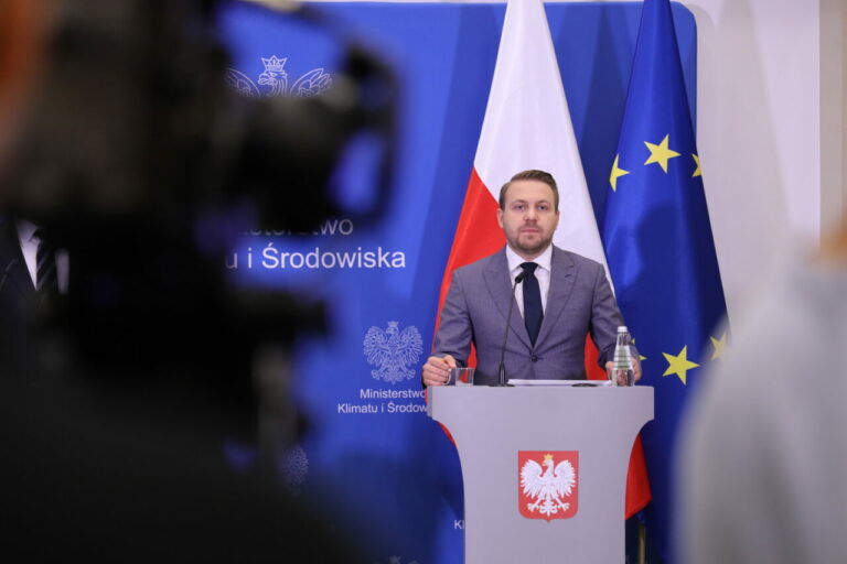 Jacek Ozdoba wyjaśnia zasady nowego systemu kaucyjnego