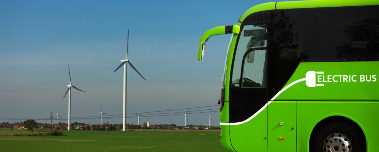 „Zielona rewolucja” w Zakrzewie. Zakup autobusów elektrycznych i uruchomienie komunikacji
