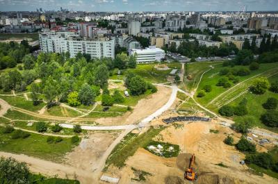 Warszawa. Coraz bliżej końca przebudowy parku im. Cichociemnych Spadochroniarzy AK