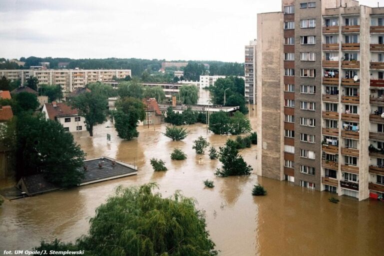 Nowe fundusze na odbudowę infrastruktury zniszczonej w powodzi
