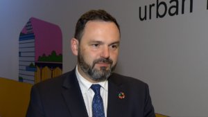Sektor ochrony zdrowia zatruwa środowisko bardziej niż lotnictwo czy przemysł stoczniowy