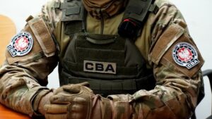 CBA: wiceburmistrz Nowogardu z zarzutami korupcyjnymi, posiadania amunicji oraz zarzutem żądania i przyjmowania korzyści o charakterze seksualnym