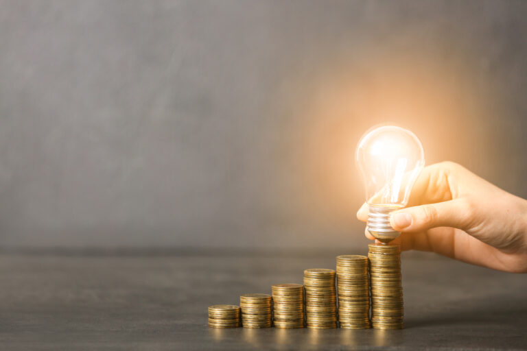 Kosiniak-Kamysz: Zamrozić ceny energii dla małych przedsiębiorstw!