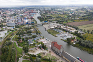 Port w Elblągu będzie obsługiwać morskie farmy wiatrowe