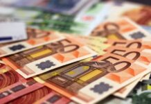 Kredyty gotówkowe – jak wybrać? Czym się kierować? Na co warto zwrócić uwagę?