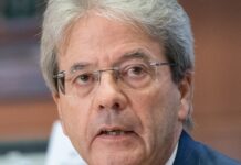 Bruksela proponuje nałożenie opłat solidarnościowych na producentów energii Paolo Gentiloni