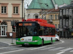 Kryzys energetyczny: trolejbusy do zajezdni, autobusy na ulice