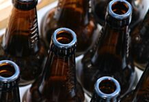 MKiŚ chce obniżyć stawkę opłaty produktowej dla opakowań szklanych Opakowanie wielorazowe (butelki)