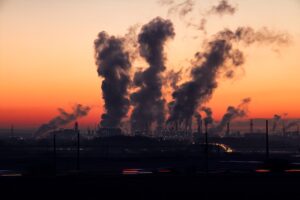 Zamiast spadku emisji kolejny, niechlubny rekord w truciu świata CO 2