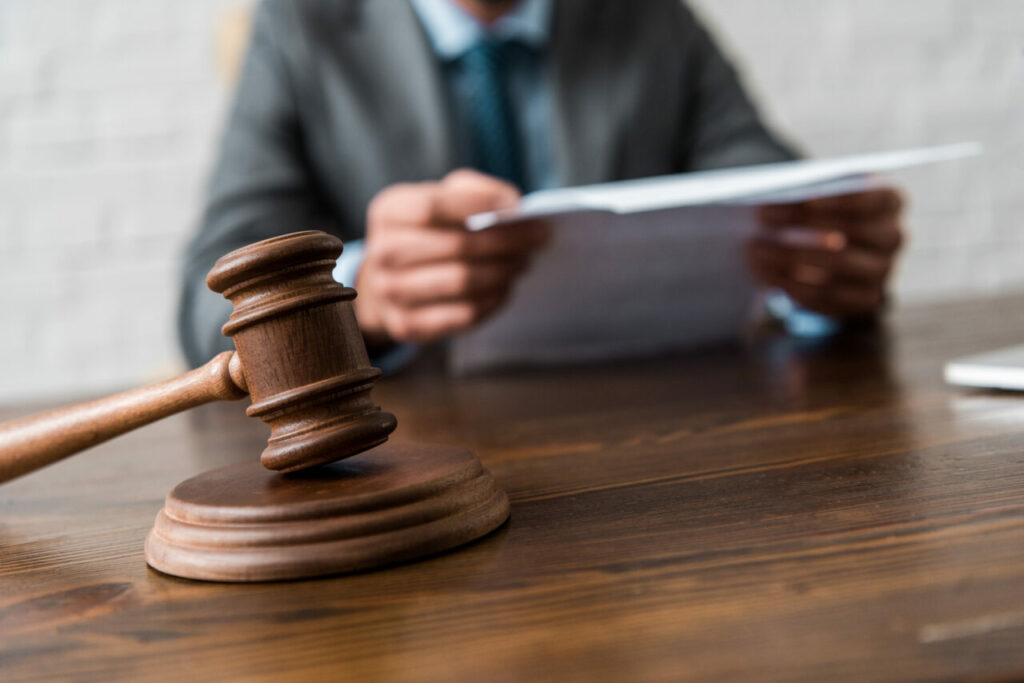 26 nielegalnych składowisk odpadów i 12 osób na ławie oskarżonych