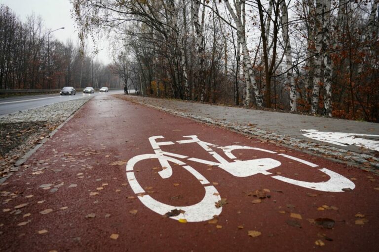 Zachodnie gminy GZM z dotacjami do przygotowania metropolitalnej drogi rowerowej