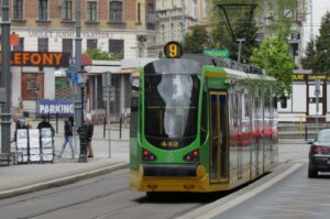 Poznaniacy zaniepokojeni po trzykrotnym ostrzelaniu tramwajów z wiatrówki