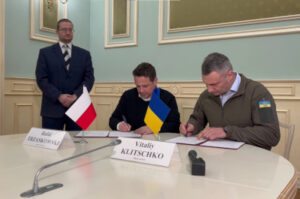 Dziesięć pociągów metra od Warszawy dla Kijowa