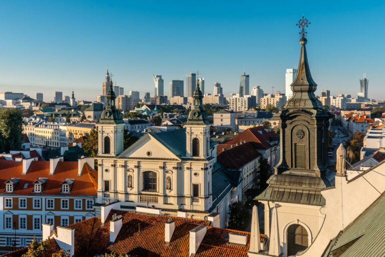 Najatrakcyjniejsze turystycznie miasto Europy 2023. Wśród nominowanych jedno polskie miasto