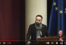 Olszewski podczas nadzwyczajnej sesji Rady Miasta Warszawy: nie ma wśród firm, które odbierają śmieci w Warszawie spółki FB Serwis