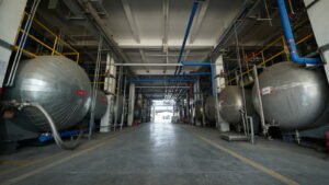 W Prusicach rusza masowa produkcja elektrolitu do baterii dla „elektryków”