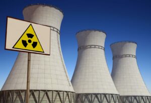 Raport: inwestycje w małe reaktory jądrowe pozwolą na stworzenie tysięcy miejsc pracy do 2040 r.