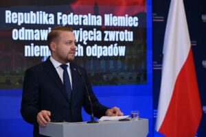 Polska złoży skargę do TSUE na Niemcy ws. uchylania się od uprzątnięcia 35 tys. ton odpadów