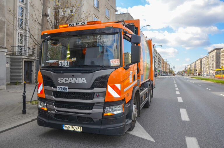 Od 1 lipca MPO Warszawa odbierze odpady również od mieszkańców Ursynowa i Wilanowa. Trwają przygotowania