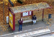 Małopolskie rozwija sieć linii dowozowych na stacje PKP Przystanek autobusowy