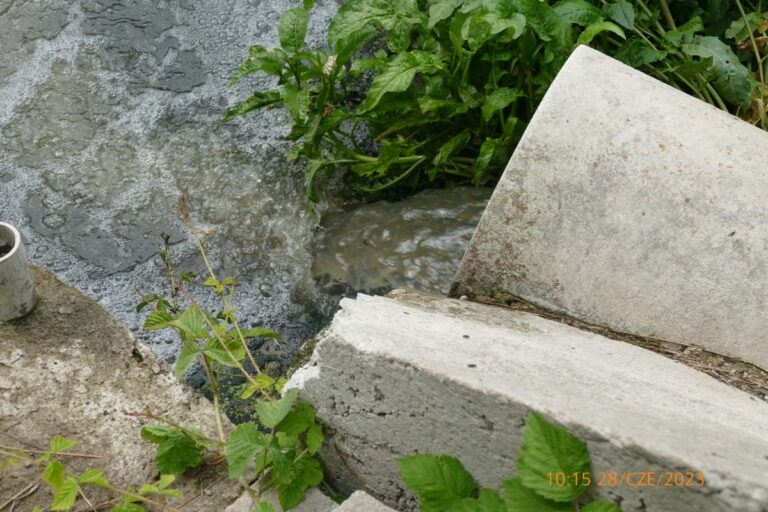 Rawka, dopływ Bzury, Słudwia - 3 zgłoszenia zanieczyszczenia rzek na przestrzeni kilku dni... jakie były ich powody?