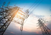 UE. Komisarz ds. energii zapowiedział dochodzenie ws. awarii prądu w Hiszpanii i Portugalii energia elektryczna