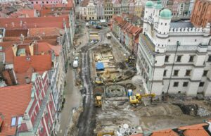 Mieszkańcy Poznania o remontach w centrum: zmieniają się pory roku, a remonty jak trwały, tak trwają
