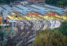 Wrocław Główny najpopularniejszą stacją Polski Stacja Wrocław Główny