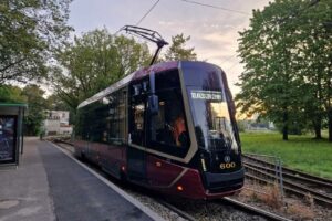 Oto najmniejszy niskopodłogowy tramwaj w kraju