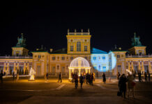 Wideomapping w Muzeum Pałacu Jana III w Wilanowie. Temat przewodni to powodzie i susze
