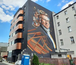 Odsłonięto mural poświęcony Zbigniewowi Wodeckiemu