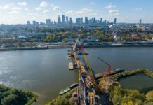 Warszawa. Most pieszo-rowerowy przez Wisłę ma być gotowy na wiosnę