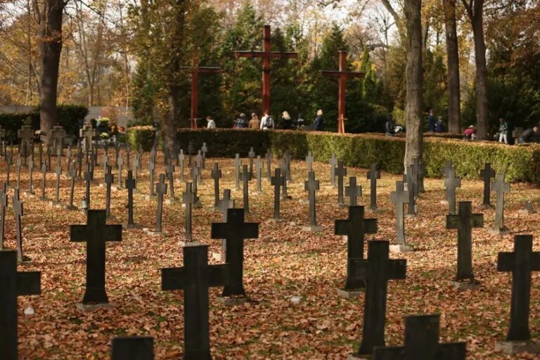 Cmentarz Osobowicki we Wrocławiu. Tu znajdziemy m.in. kwatery ofiar terroru komunistycznego