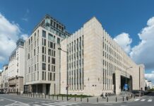 Warszawa. Wyrokiem NSA trzy budynki zostały usunięte z gminnej ewidencji zabytków. Czy to początek lawiny takich wyroków?