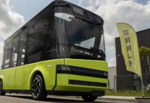 W Gliwicach ruszyły testy autonomicznej linii autobusowej Autonomiczny autobus Blees BB-1