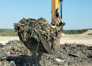 Śląskie. WIOŚ wstrzymał działalność dwóch firm zajmujących się gospodarką odpadami