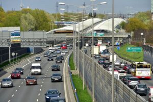 Coraz bliżej Strefy Czystego Transportu w Warszawie