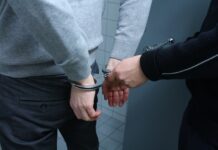 Radom. Siedem osób oskarżonych w sprawie wyłudzenia 1,9 mln zł od miejskiej spółki