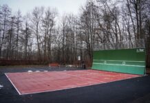 Ścianka tenisowa na Trzech Stawach gotowa