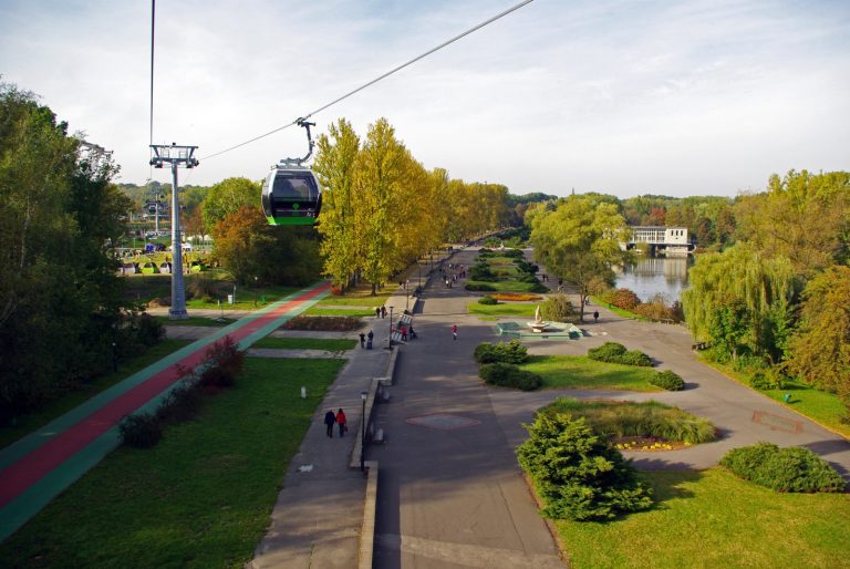 Park Śląski rozbudowuje trasę kolejki linowej Elka