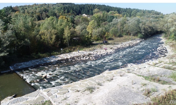 Nowe ujęcie wody i sieć wodociągowo-kanalizacyjna w gminie Ropa