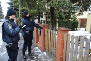 Poznań. Ponad 450 kontroli ws. spalania odpadów i wykorzystywania niedozwolonych źródeł ciepła